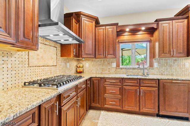 7 Bridget Way, Byram Twp., NJ 07871