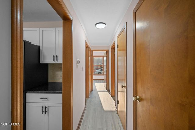 5837 Seaman Road, Oregon, OH 43616