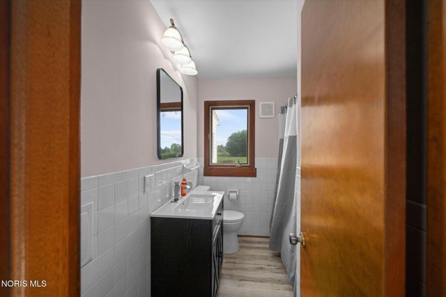 5837 Seaman Road, Oregon, OH 43616