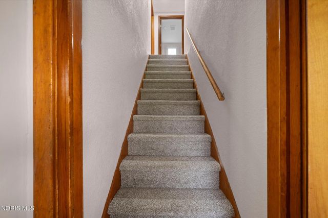 5837 Seaman Road, Oregon, OH 43616