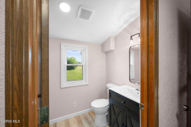 5837 Seaman Road, Oregon, OH 43616