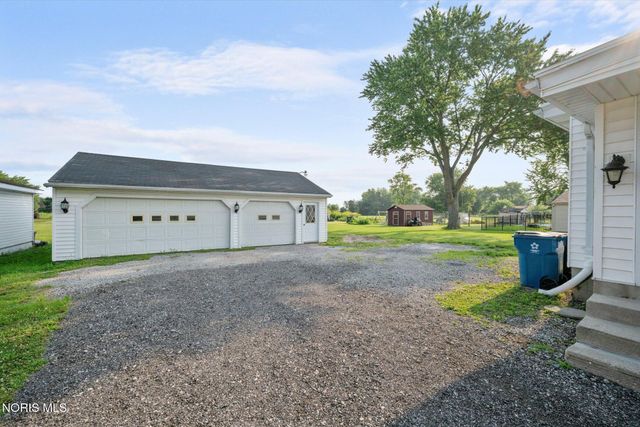 5837 Seaman Road, Oregon, OH 43616