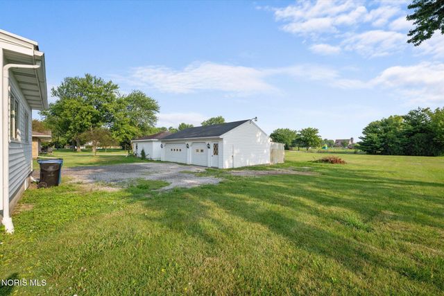 5837 Seaman Road, Oregon, OH 43616