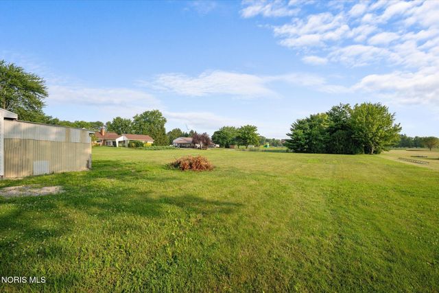 5837 Seaman Road, Oregon, OH 43616