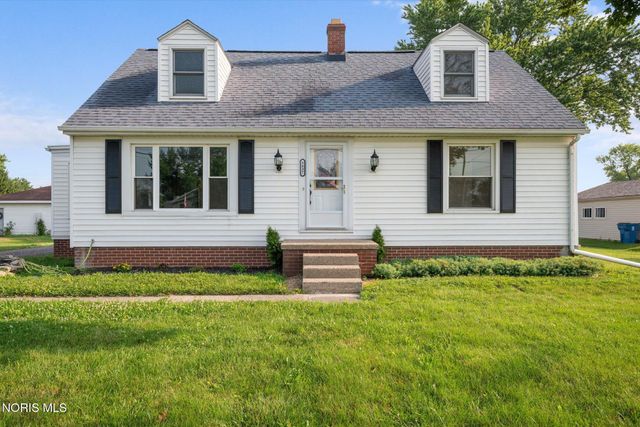 5837 Seaman Road, Oregon, OH 43616