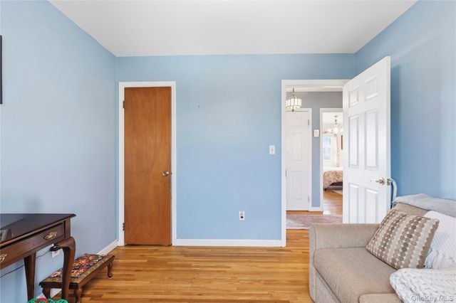 115 Winfred Avenue, Yonkers, NY 10704