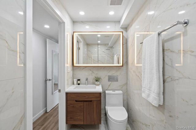 115 Winfred Avenue, Yonkers, NY 10704