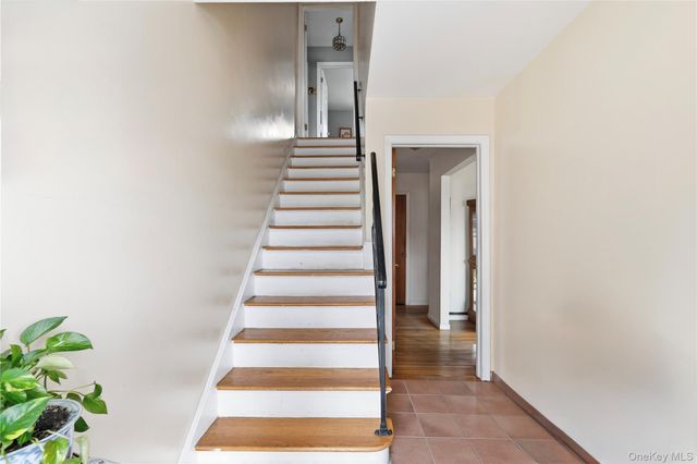 115 Winfred Avenue, Yonkers, NY 10704