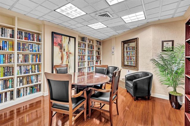 3530 Mystic Pointe Dr 411, Aventura, FL 33180