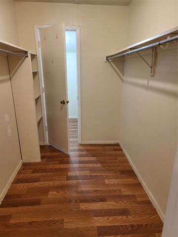 6900 Skillman Street 111, Dallas, TX 75231