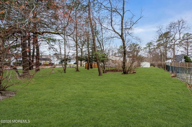 1333 3rd Avenue, Toms River, NJ 08757