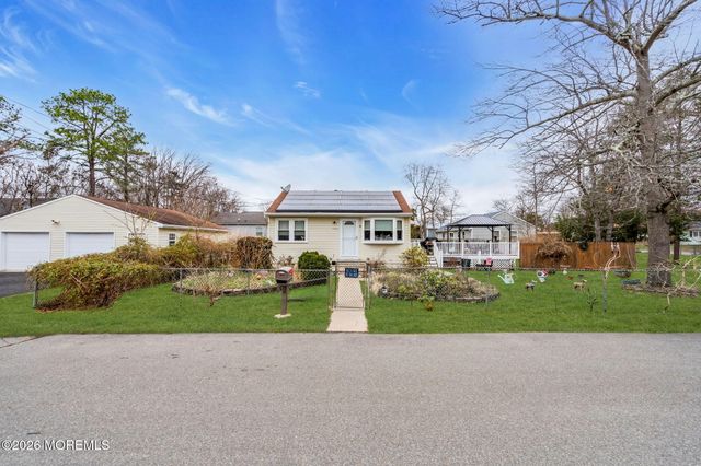 1333 3rd Avenue, Toms River, NJ 08757