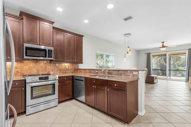 2229 CAPE HEATHER CIRCLE, Cape Coral, FL 33991