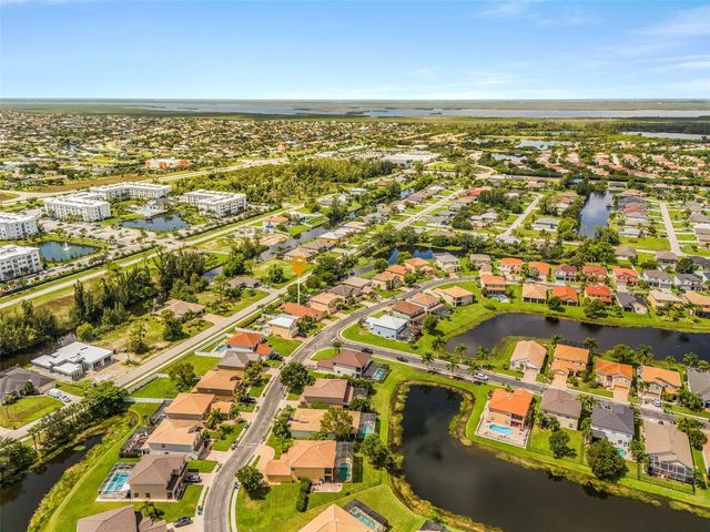 2229 CAPE HEATHER CIRCLE, Cape Coral, FL 33991