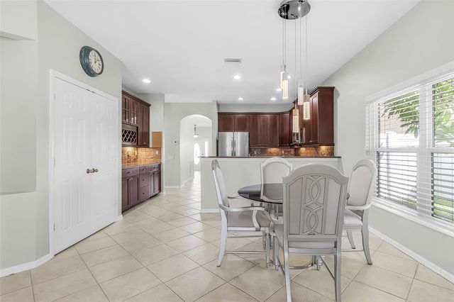 2229 CAPE HEATHER CIRCLE, Cape Coral, FL 33991