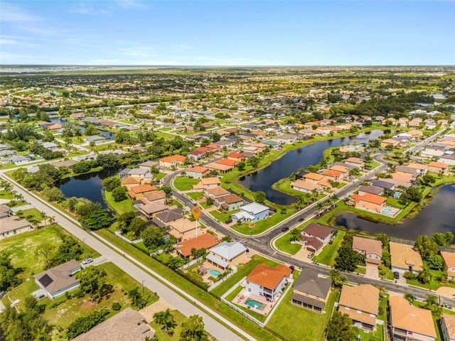 2229 CAPE HEATHER CIRCLE, Cape Coral, FL 33991
