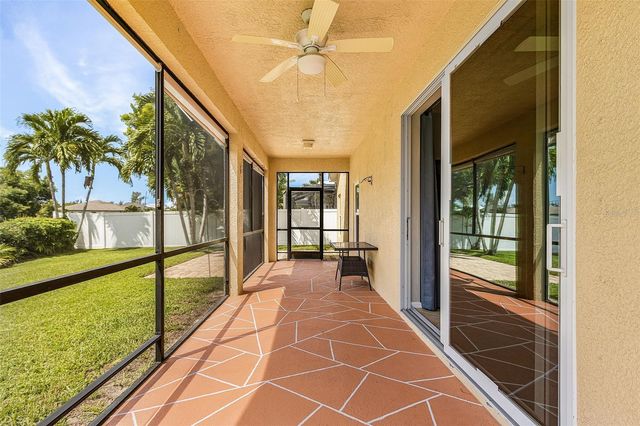2229 CAPE HEATHER CIRCLE, Cape Coral, FL 33991