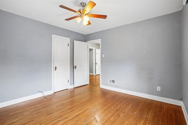 164 Lovejoy Avenue, Waterloo, IA 50701