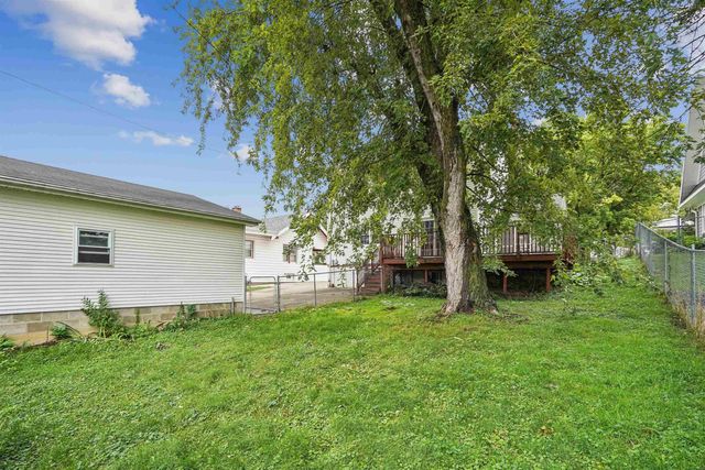 164 Lovejoy Avenue, Waterloo, IA 50701