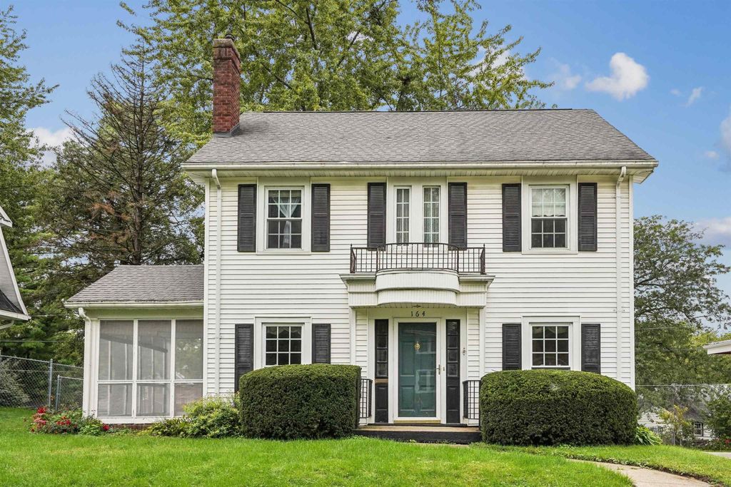 164 Lovejoy Avenue, Waterloo, IA 50701