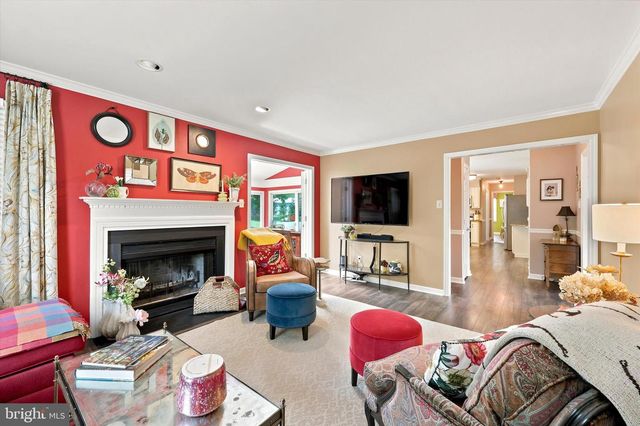 113 WHITNEY DR, Avondale, PA 19311