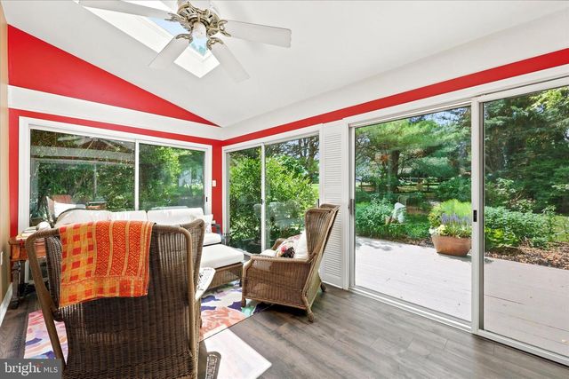 113 WHITNEY DR, Avondale, PA 19311