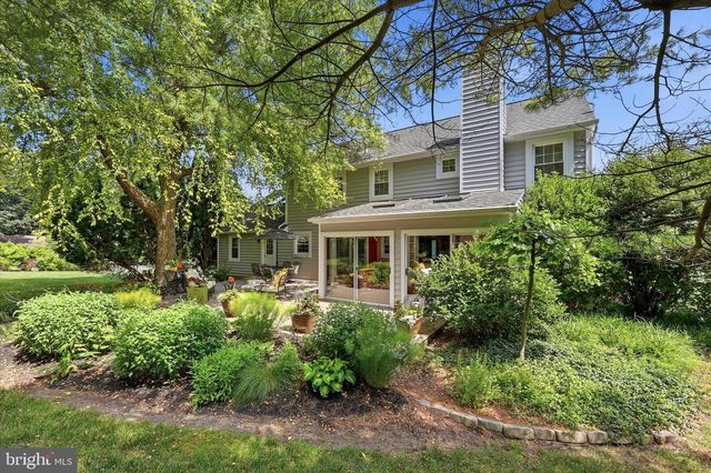 113 WHITNEY DR, Avondale, PA 19311