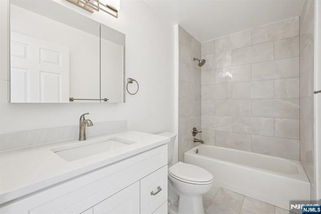 1003 Cumberland Court, Mahwah, NJ 07430