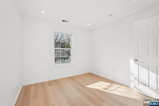 1003 Cumberland Court, Mahwah, NJ 07430