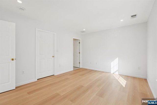 1003 Cumberland Court, Mahwah, NJ 07430