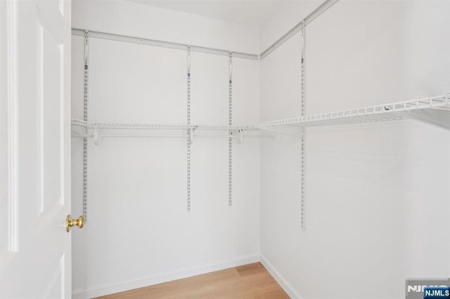 1003 Cumberland Court, Mahwah, NJ 07430