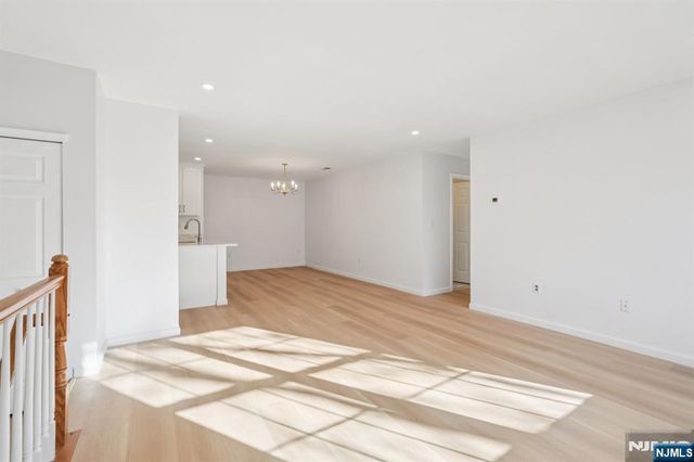 1003 Cumberland Court, Mahwah, NJ 07430