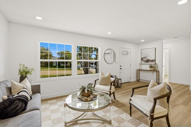 1670 Enfield, Spring Valley, CA 91977