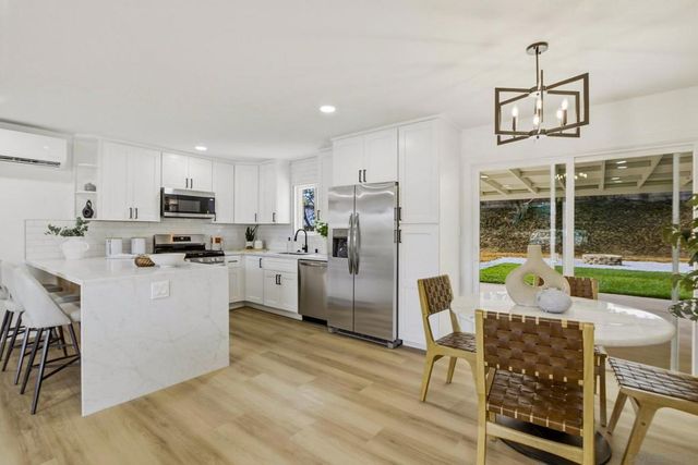 1670 Enfield, Spring Valley, CA 91977