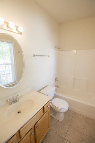 1930 CENTER ST, Columbia, MO 65203