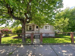 703 W Simpson Ave, Mccleary, WA 98557