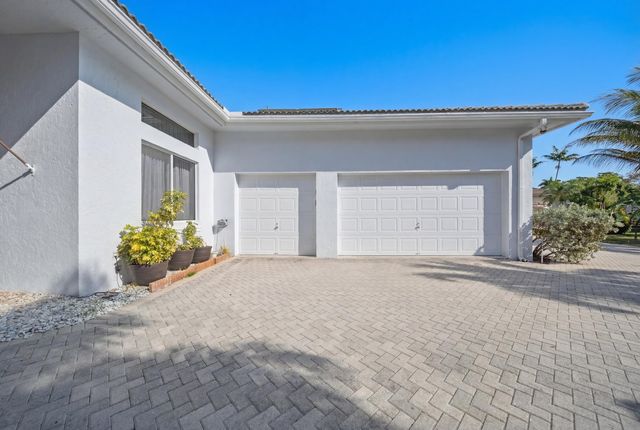 4010 NW 100th Avenue, Coral Springs, FL 33065