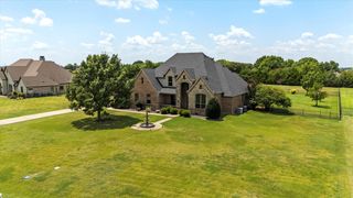 14 Windsor Drive, Mclendon Chisholm, TX 75032