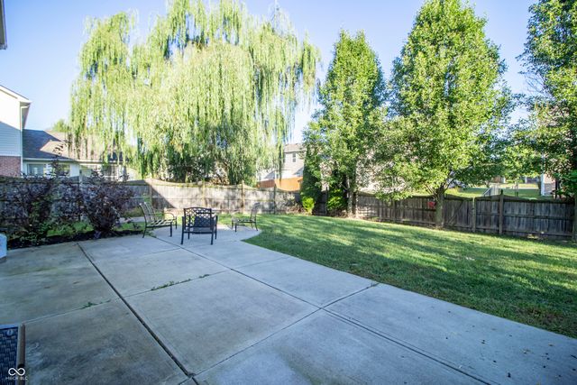 5684 W Woodview Trail, Mccordsville, IN 46055