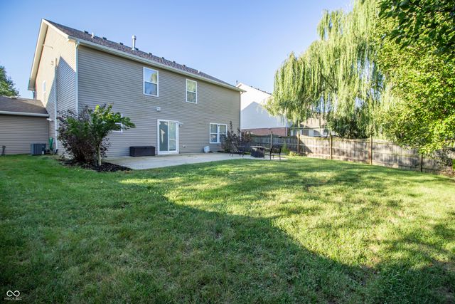 5684 W Woodview Trail, Mccordsville, IN 46055