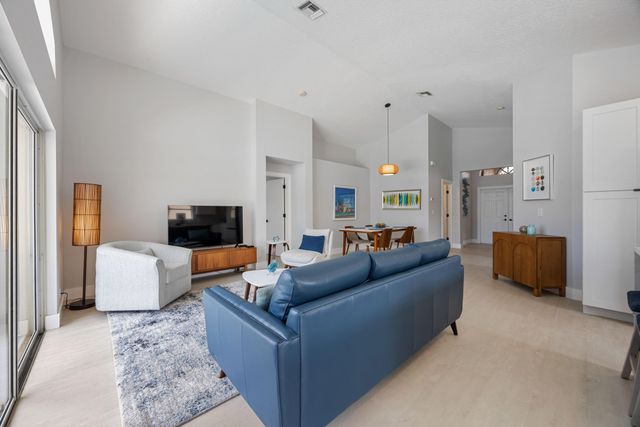 10603 Grande Palladium Way, Boynton Beach, FL 33436