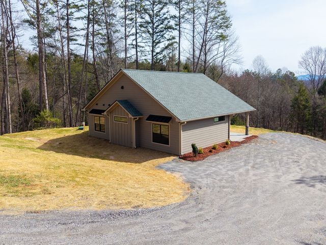 155 Ivy Knob Terrace, Hayesville, NC 28904