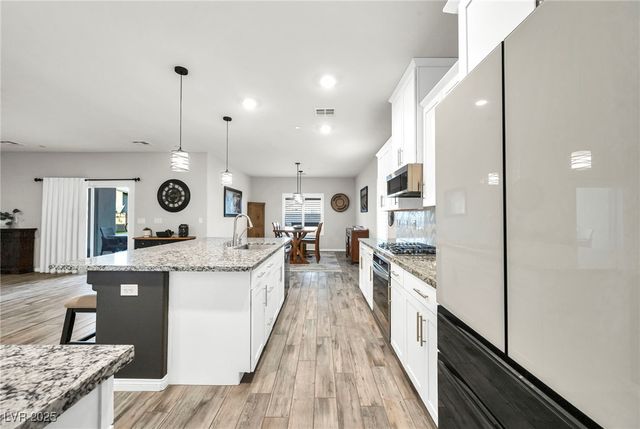 10164 Sweet Holly Place, Las Vegas, NV 89149