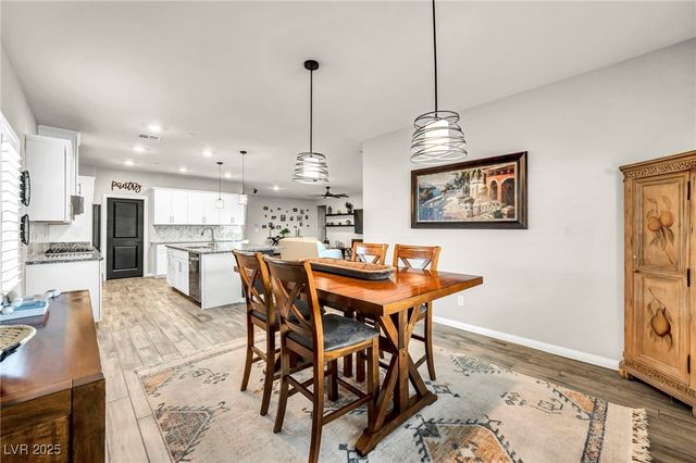 10164 Sweet Holly Place, Las Vegas, NV 89149