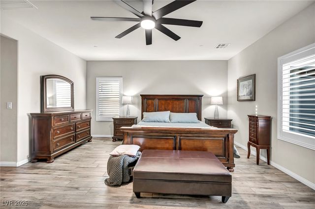 10164 Sweet Holly Place, Las Vegas, NV 89149