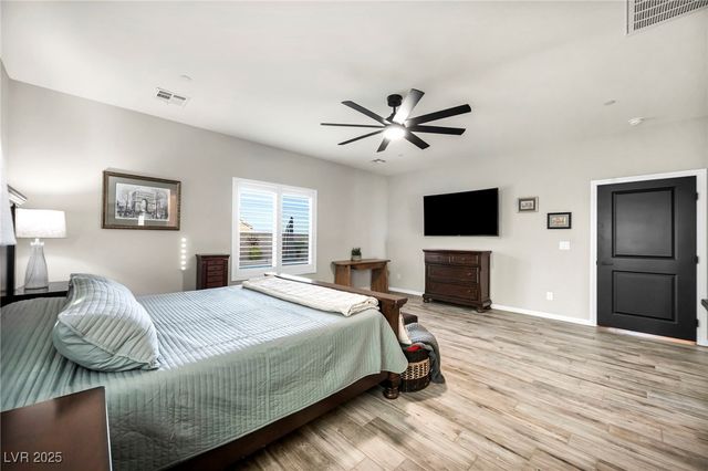 10164 Sweet Holly Place, Las Vegas, NV 89149