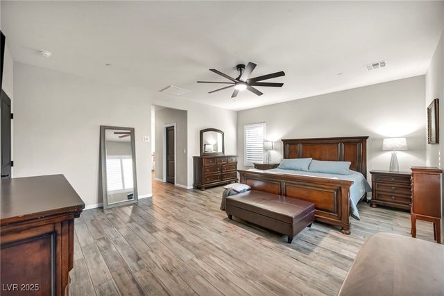 10164 Sweet Holly Place, Las Vegas, NV 89149