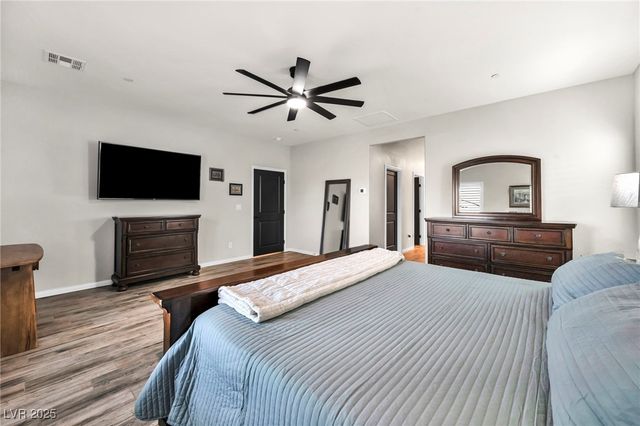 10164 Sweet Holly Place, Las Vegas, NV 89149