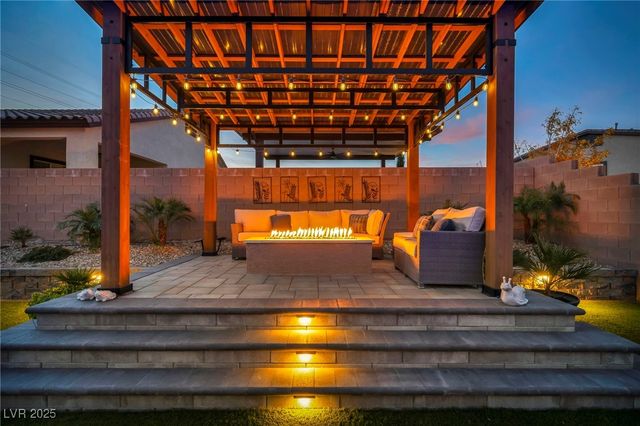 10164 Sweet Holly Place, Las Vegas, NV 89149