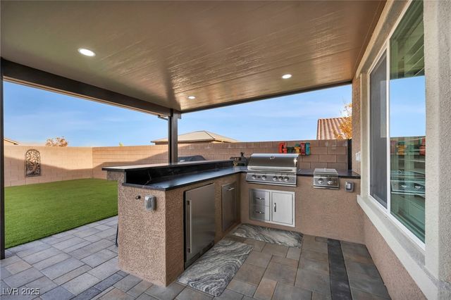 10164 Sweet Holly Place, Las Vegas, NV 89149